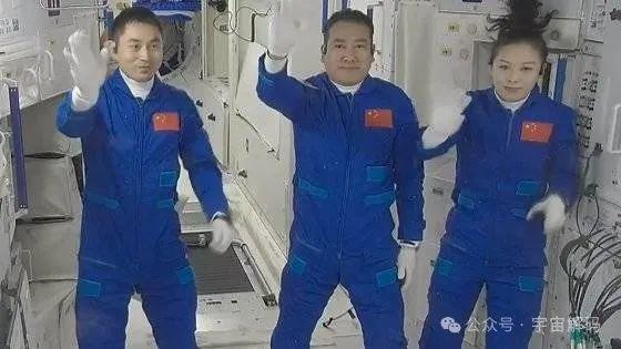 神十九航天員首次出艙活動圓滿成功，探索宇宙壯麗新篇章