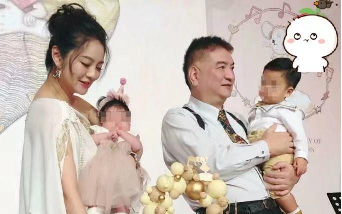 向太公開年輕照片，神似郭碧婷，時光倒流之美與跨時代相似容顏